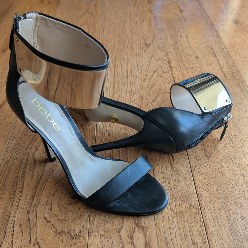 Bebe Stiletto Heeled Sandals Black Gold Metallic Ankle Cuff Womens‎ 6 Glam Party